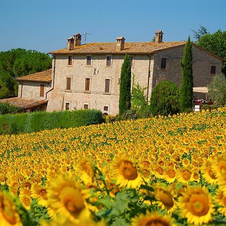 Agriturismo Casale Dei Frontini San Terenziano Extérieur photo
