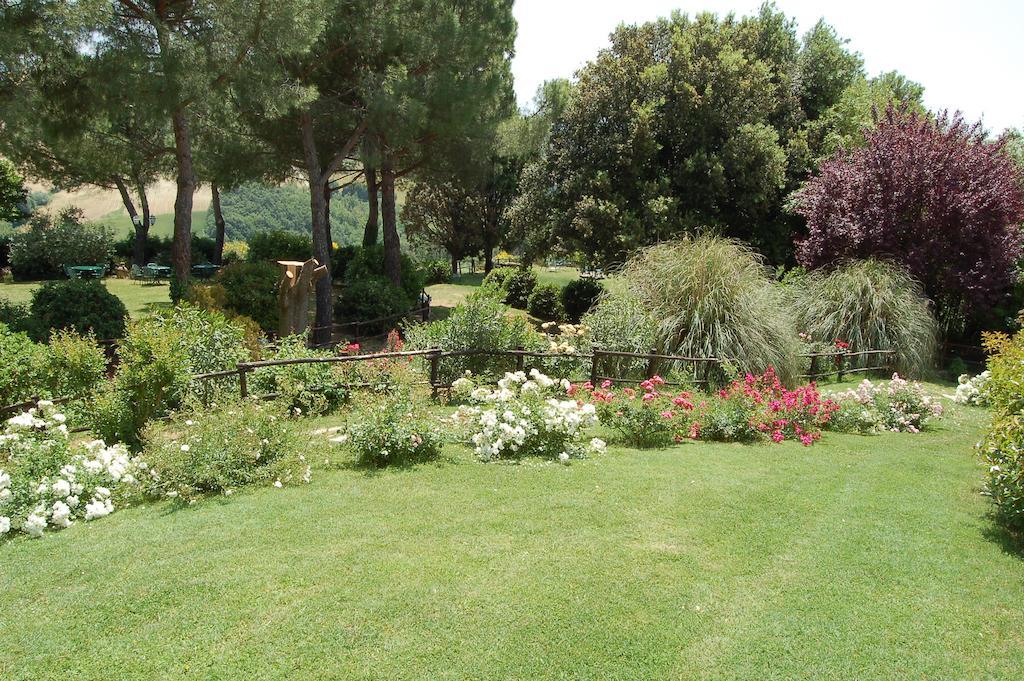Agriturismo Casale Dei Frontini San Terenziano Extérieur photo