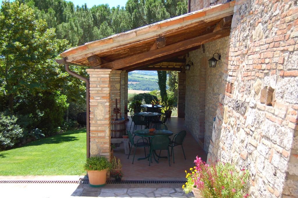 Agriturismo Casale Dei Frontini San Terenziano Extérieur photo