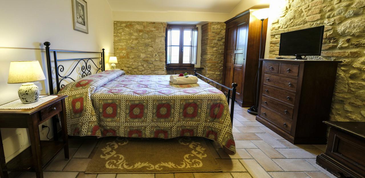 Agriturismo Casale Dei Frontini San Terenziano Extérieur photo
