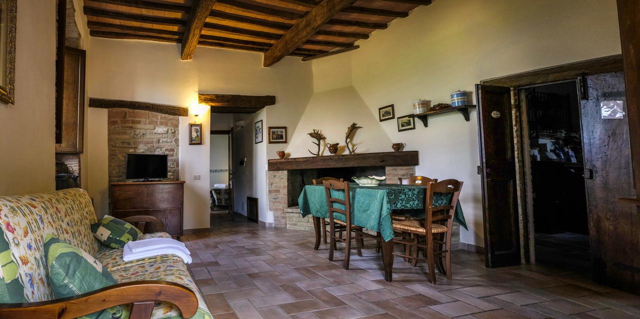 Agriturismo Casale Dei Frontini San Terenziano Extérieur photo